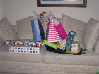 03-07 (Presents2)