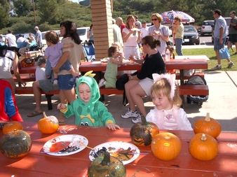 03-10 (Halloween Carnival4)